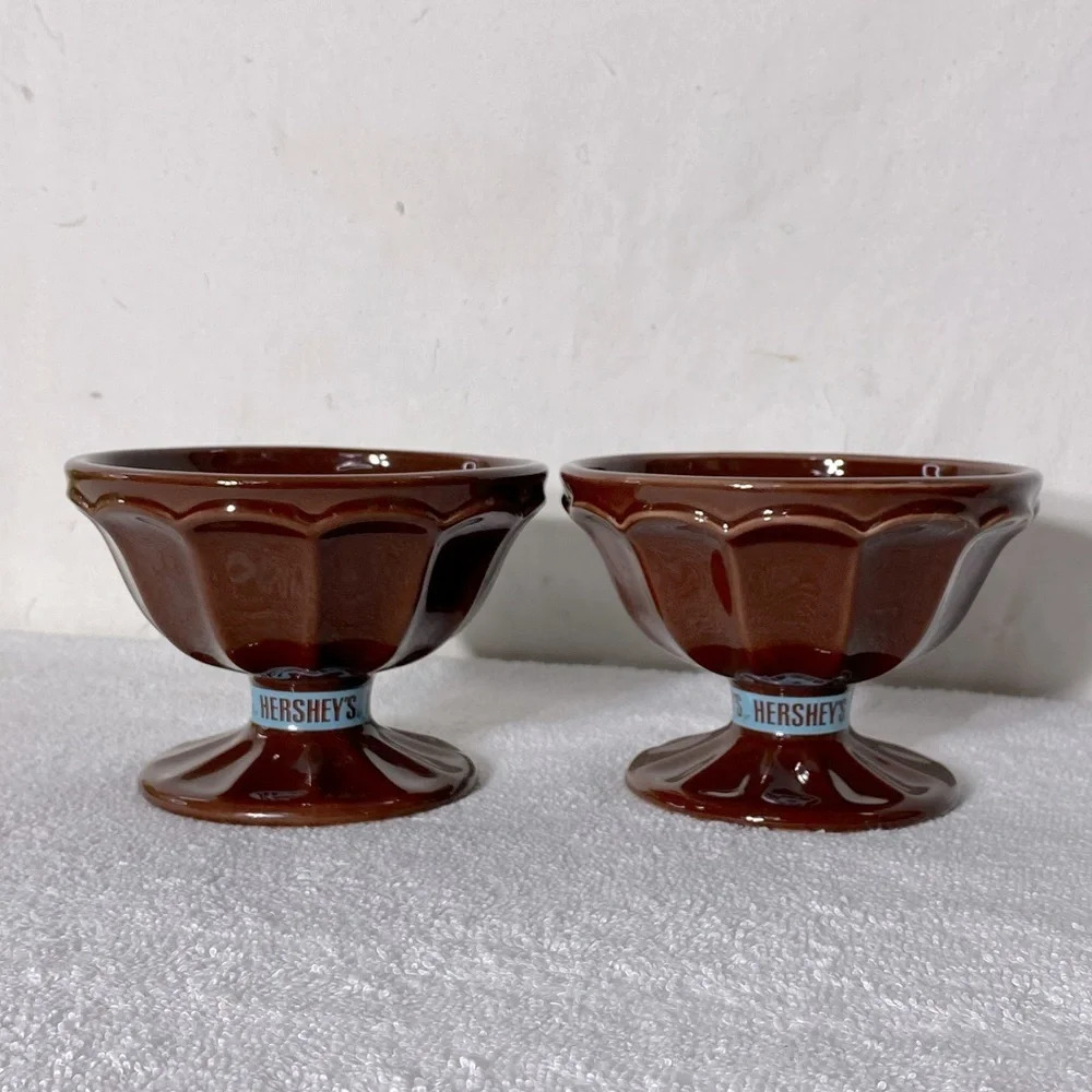 Houston Harvest  Hershey Brown Ceramic Sundae Dishes x2